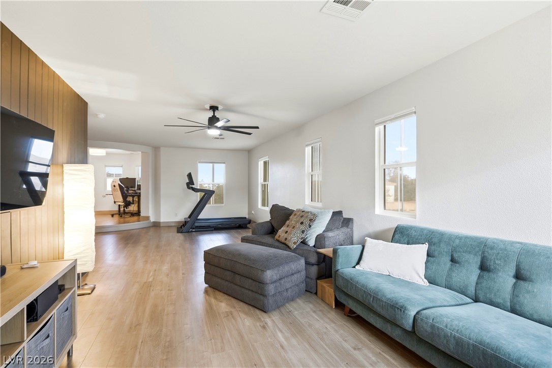9404 Forest Edge Avenue Las Vegas NV 89149