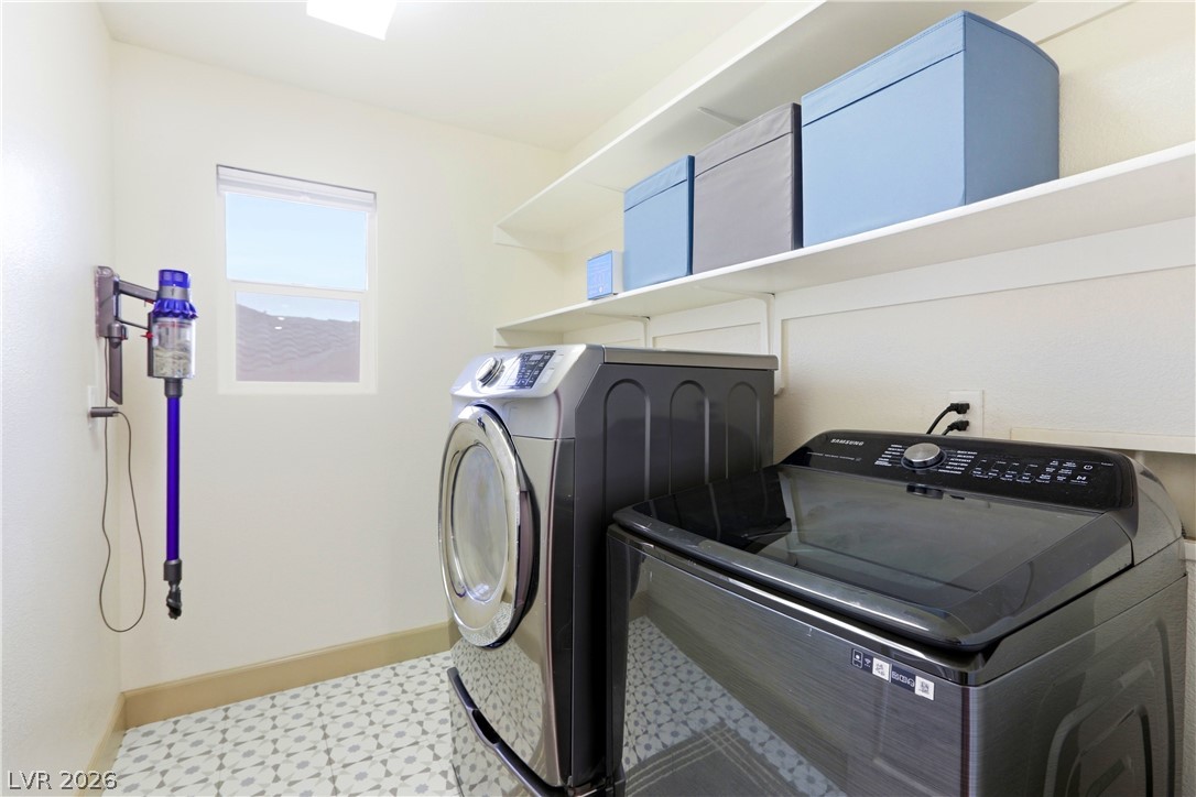 9404 Forest Edge Avenue Las Vegas NV 89149
