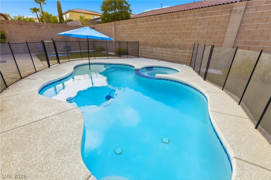 9404 Forest Edge Avenue Las Vegas NV 89149