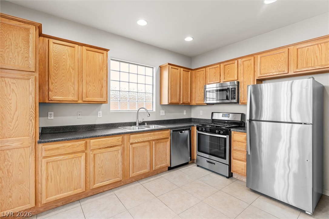 6443 Goldfield Street North Las Vegas NV 89084