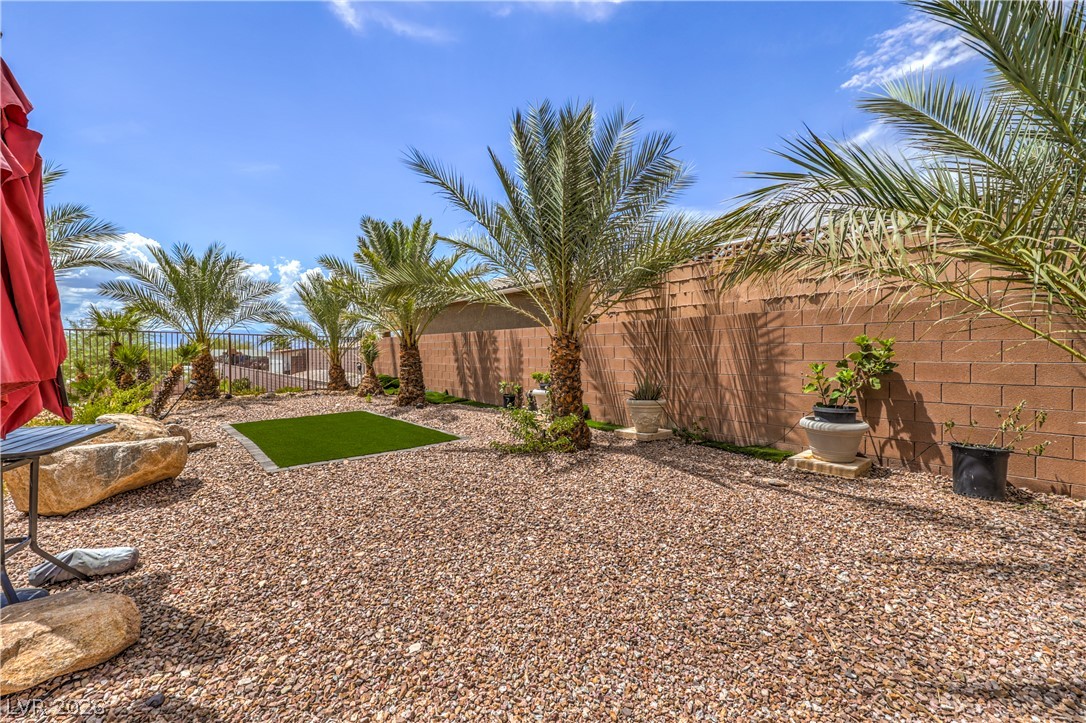 1691 Morning Quiet Street Las Vegas NV 89156