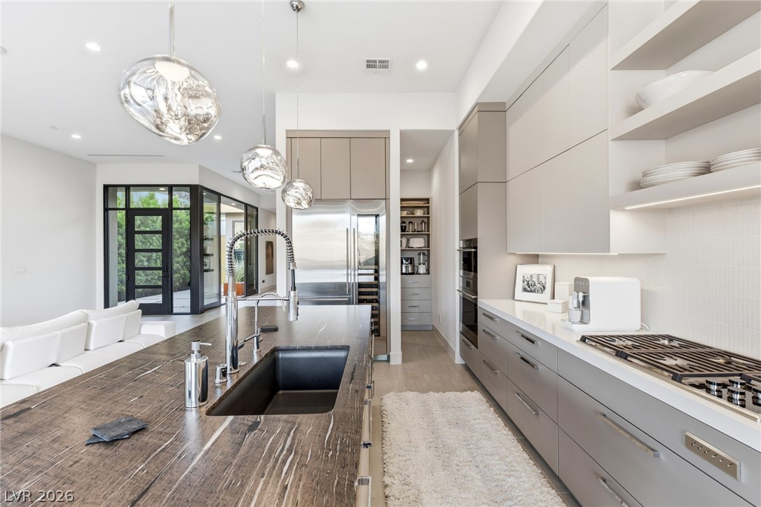 676 Scenic Cliff Drive Henderson NV 89012