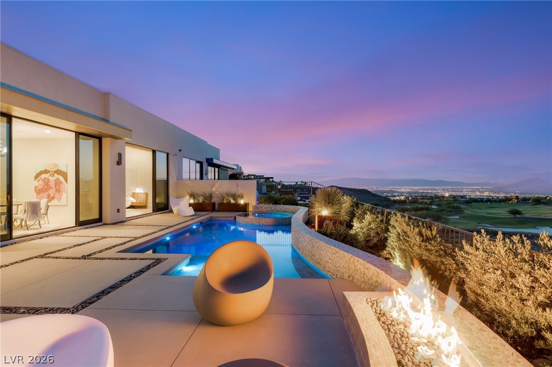 676 Scenic Cliff Drive Henderson NV 89012