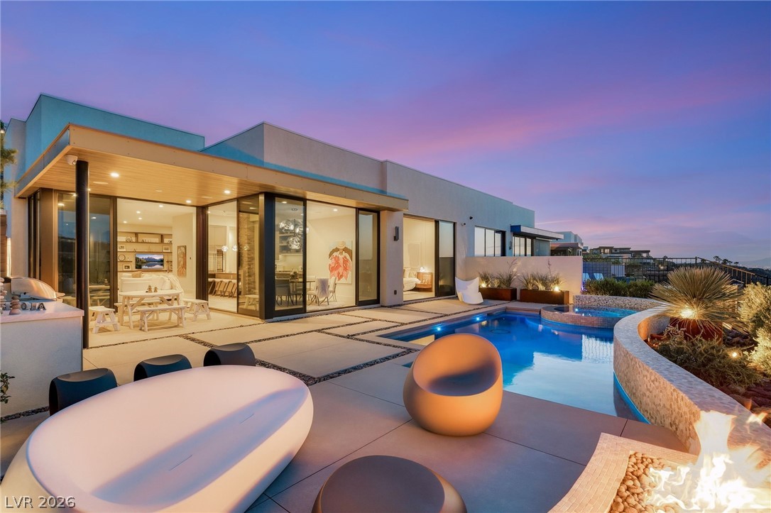 676 Scenic Cliff Drive Henderson NV 89012