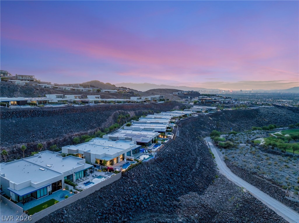 676 Scenic Cliff Drive Henderson NV 89012