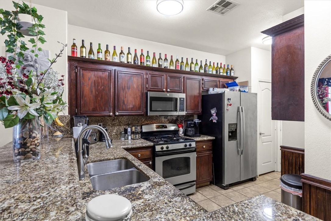 5267 Sunny Beach Lane Las Vegas NV 89118