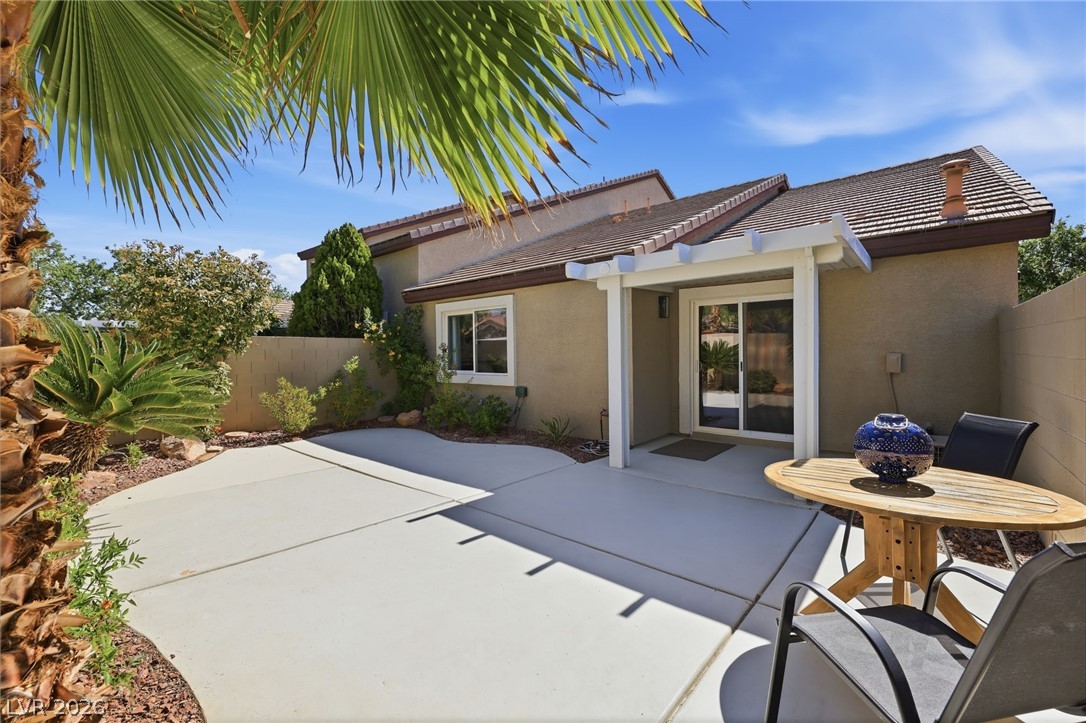909 Majestic Oak Street Las Vegas NV 89145