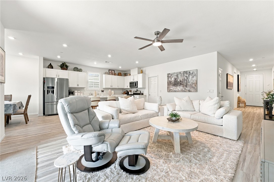 10933 Cilantro Avenue Las Vegas NV 89166