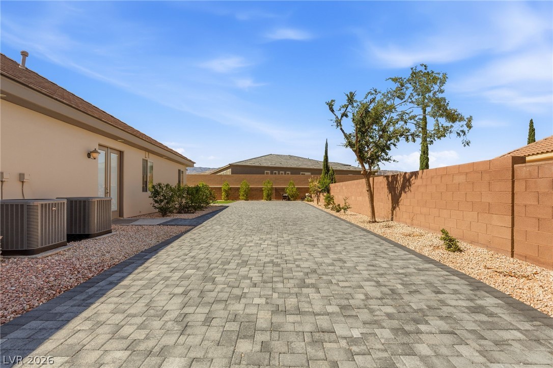 5625 North Chieftain Street Las Vegas NV 89149