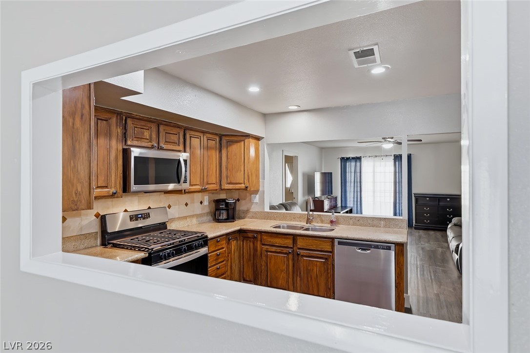 3068 Topaz Street Las Vegas NV 89121