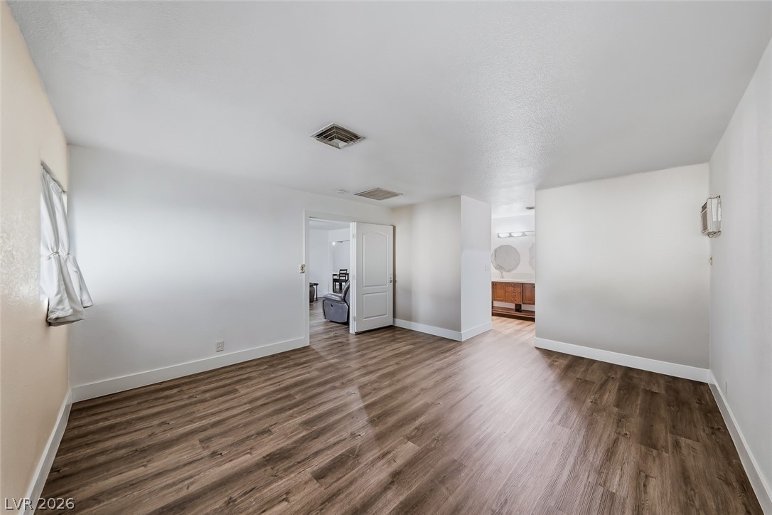 3068 Topaz Street Las Vegas NV 89121