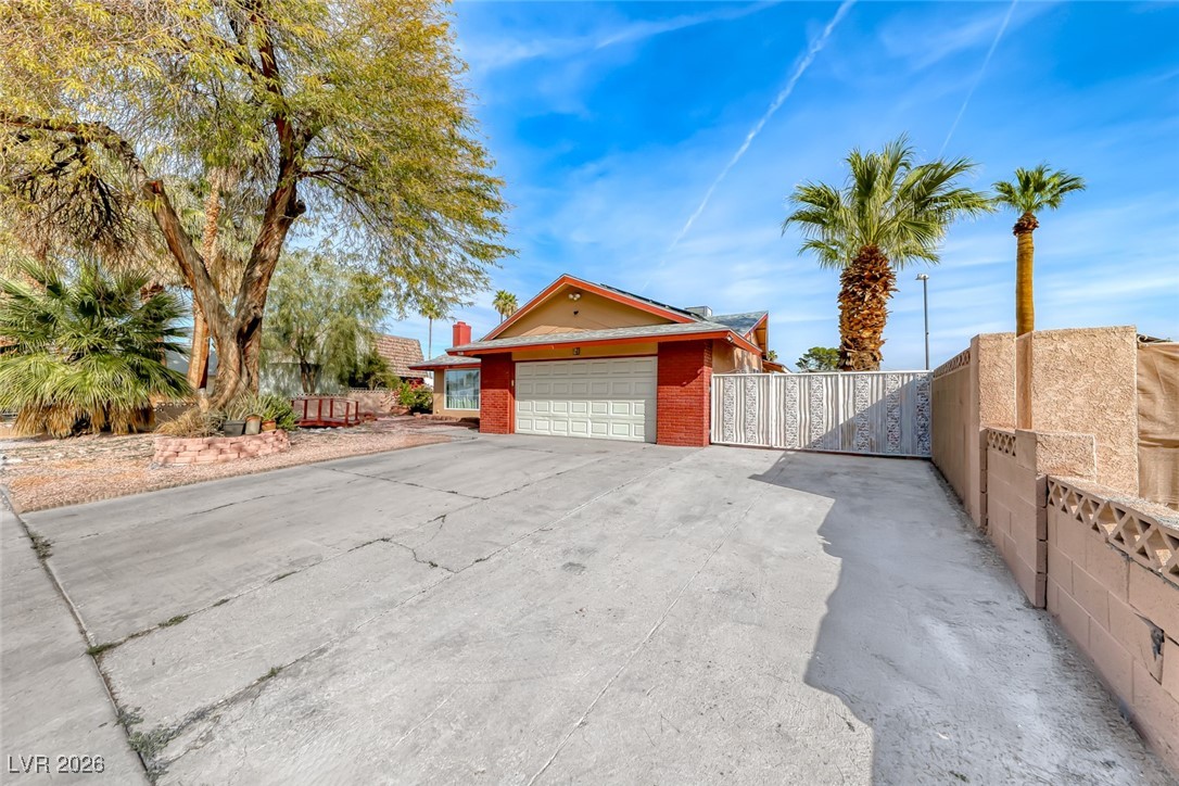 3068 Topaz Street Las Vegas NV 89121
