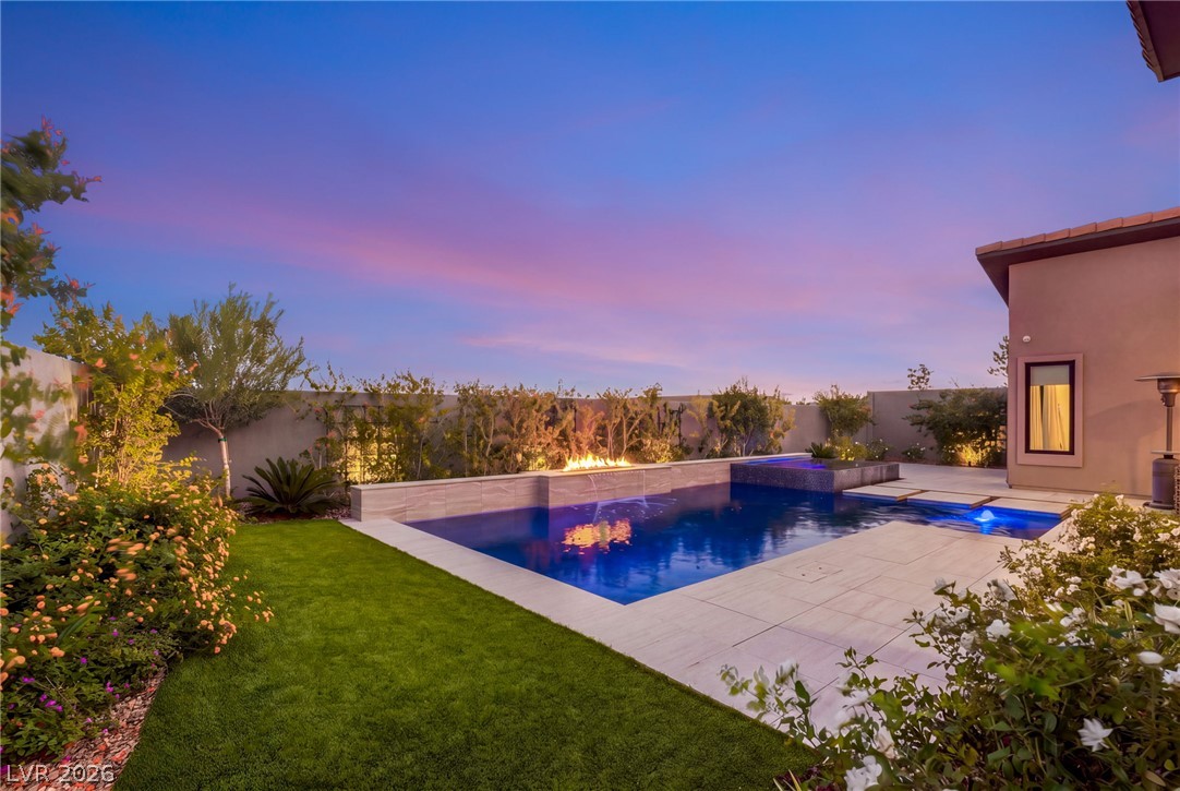 412 Cliff Terrace Avenue Las Vegas NV 89138