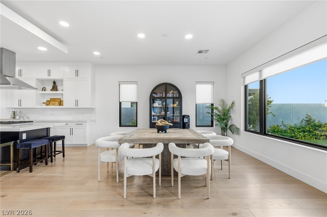 412 Cliff Terrace Avenue Las Vegas NV 89138