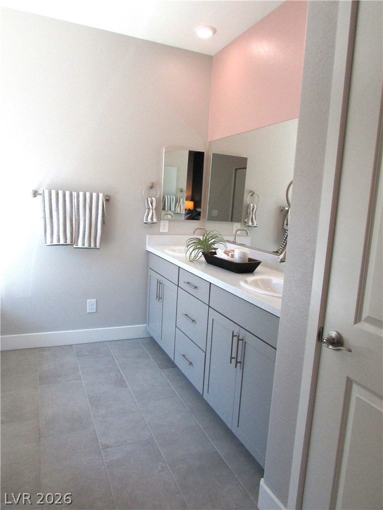 1048 Gentle Swan Street Henderson NV 89011