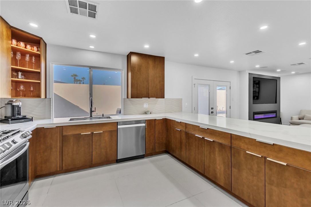 4170 Sheppard Drive Las Vegas NV 89121