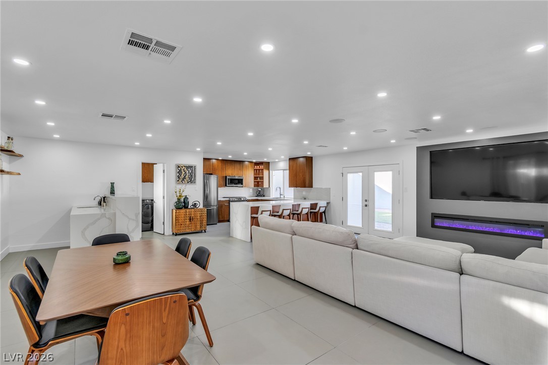 4170 Sheppard Drive Las Vegas NV 89121