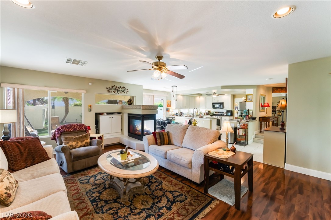 6504 Deer Hollow Street Las Vegas NV 89149