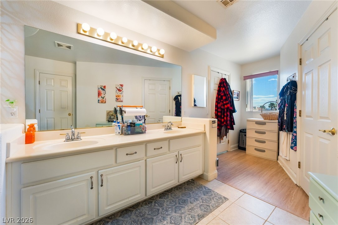 6504 Deer Hollow Street Las Vegas NV 89149