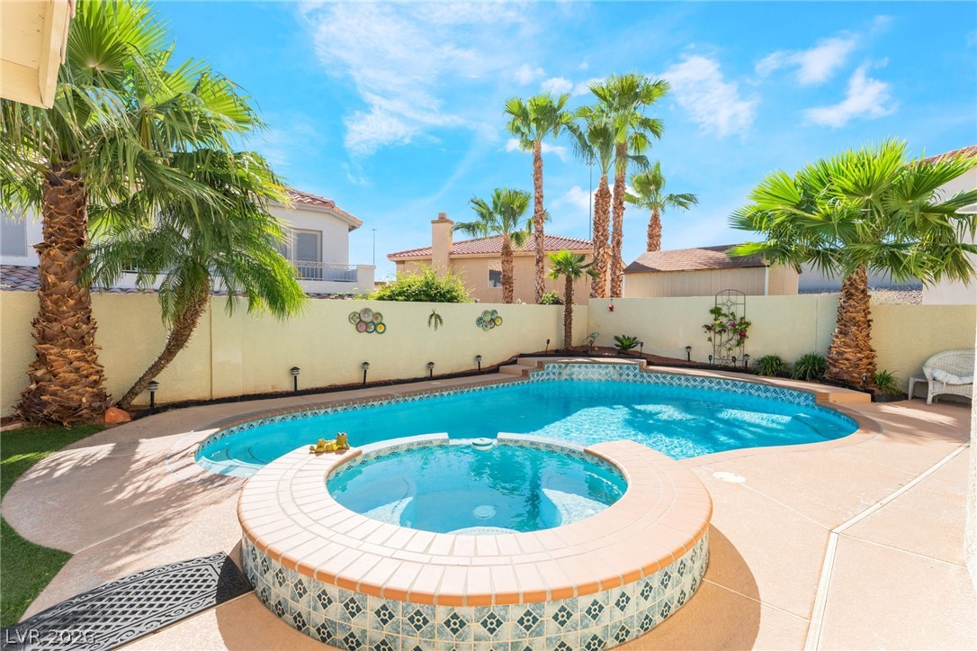 6504 Deer Hollow Street Las Vegas NV 89149