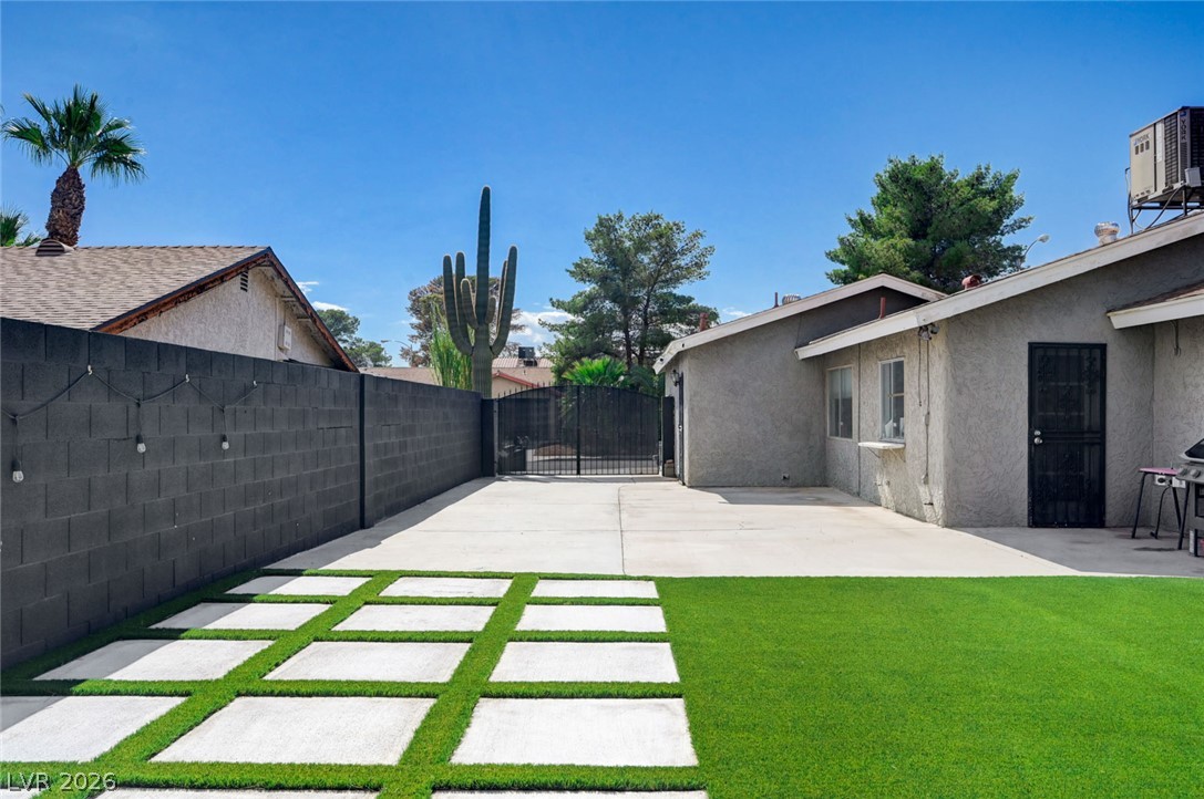 5646 Ibanez Avenue Las Vegas NV 89103