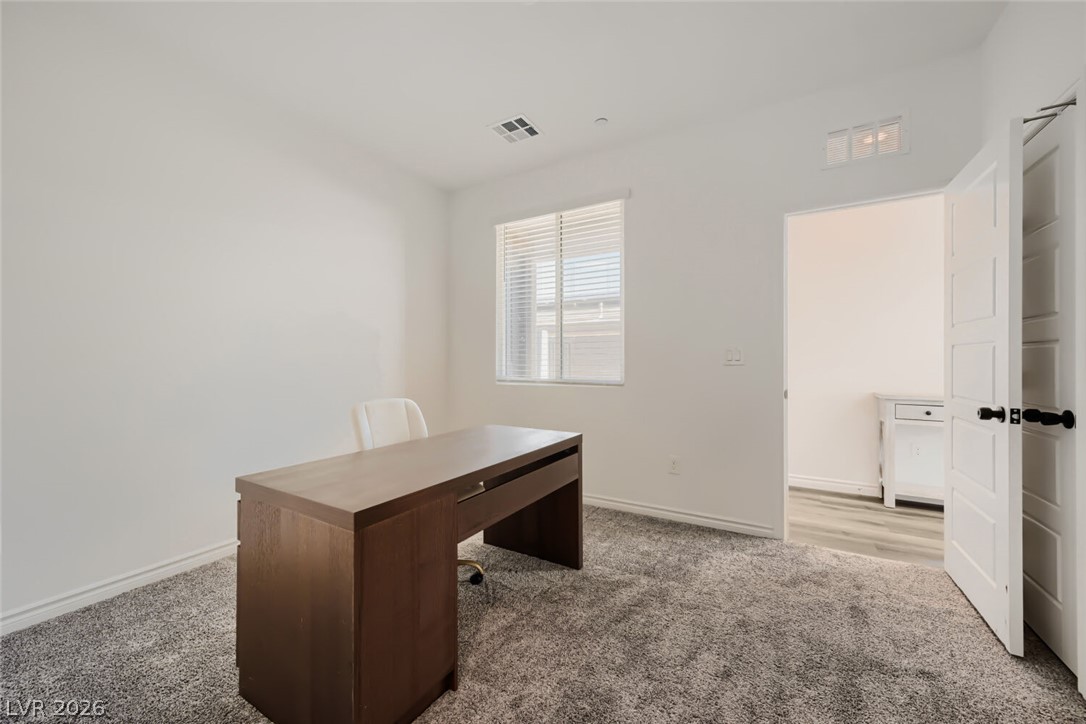 9482 Noble Fir Ridge Avenue Las Vegas NV 89143