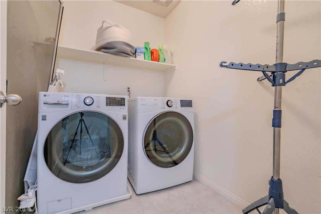 10045 Silver Comet Court Las Vegas NV 89178