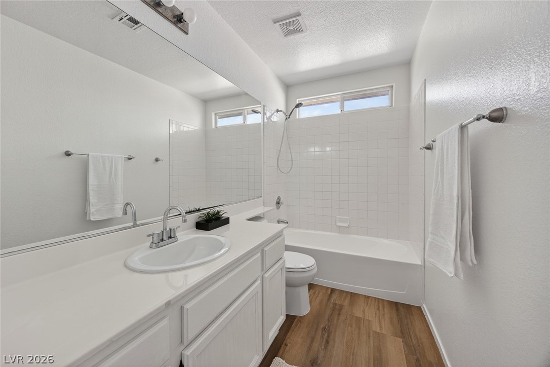 9008 Ballad Avenue Las Vegas NV 89129