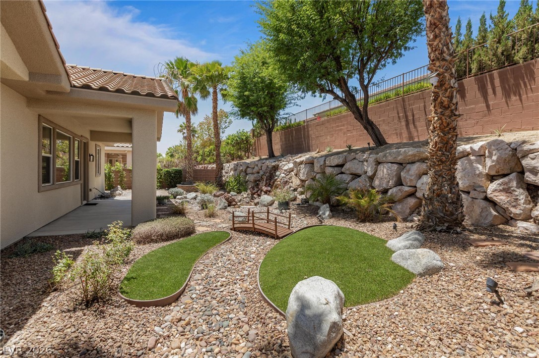 65 Twilight Rose Street Las Vegas NV 89138