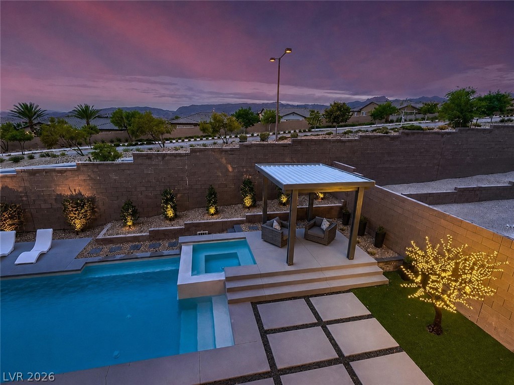 12137 Sage Thunder Avenue Las Vegas NV 89138