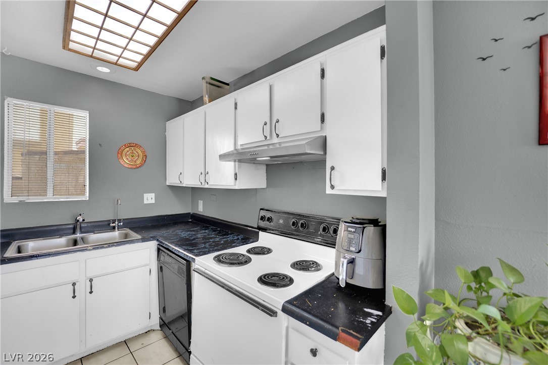 5007 Spencer Street C Las Vegas NV 89119