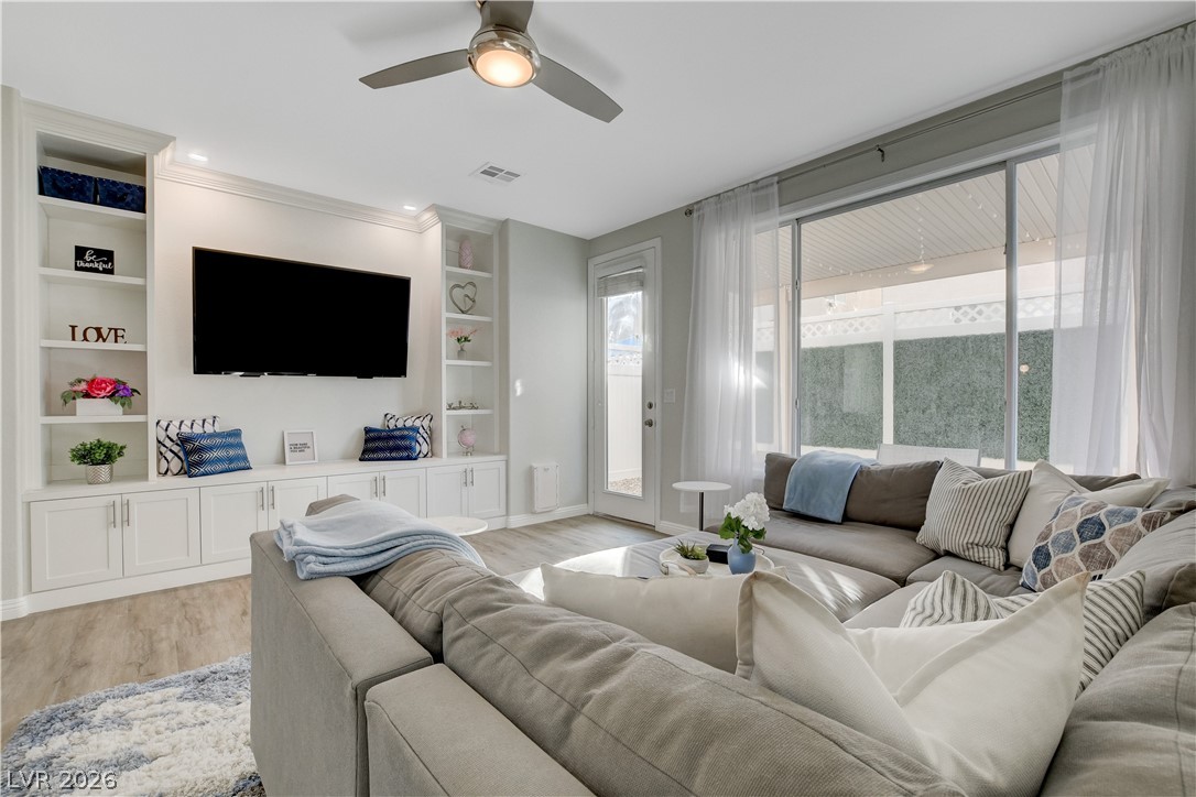 6179 Hopeful Light Avenue Las Vegas NV 89139