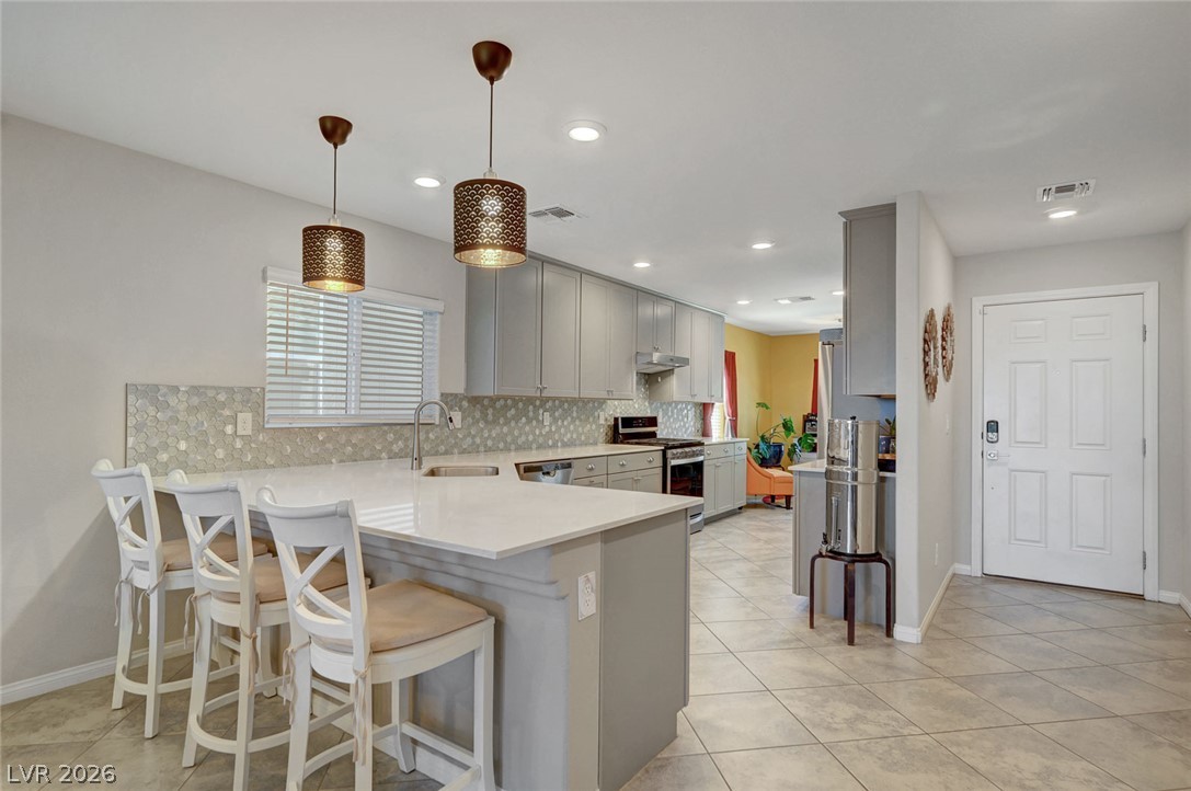 9526 Barnsley Point Street Las Vegas NV 89178