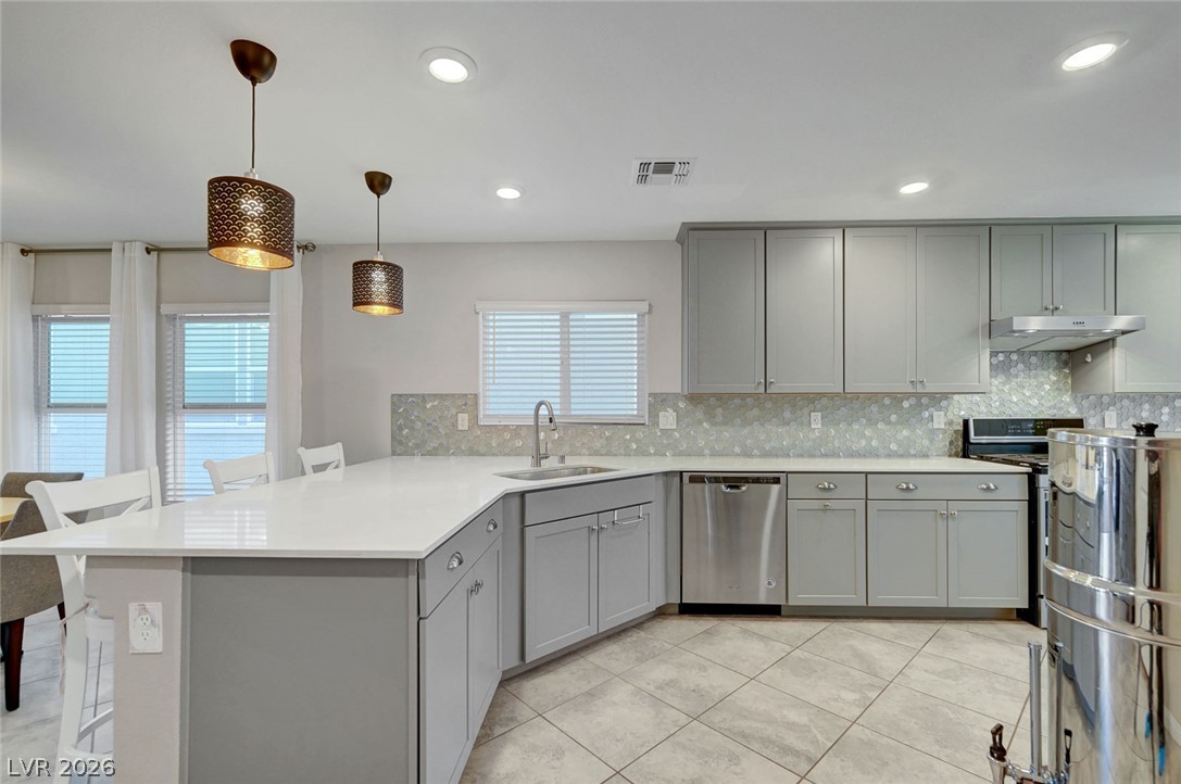 9526 Barnsley Point Street Las Vegas NV 89178