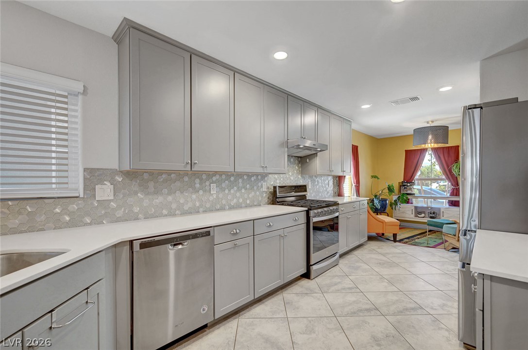 9526 Barnsley Point Street Las Vegas NV 89178