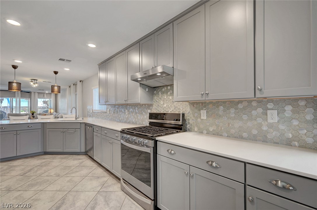 9526 Barnsley Point Street Las Vegas NV 89178