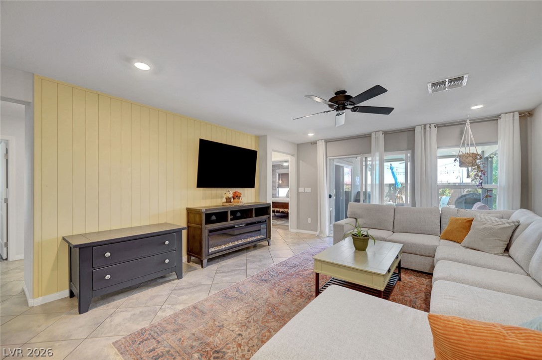 9526 Barnsley Point Street Las Vegas NV 89178