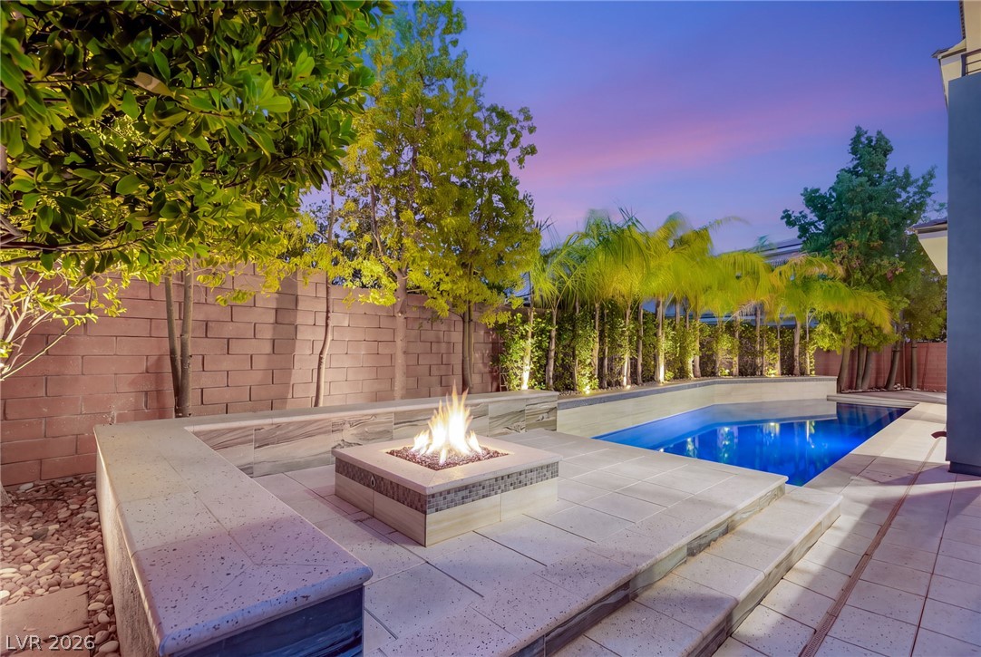 38 Grey Feather Drive Las Vegas NV 89135