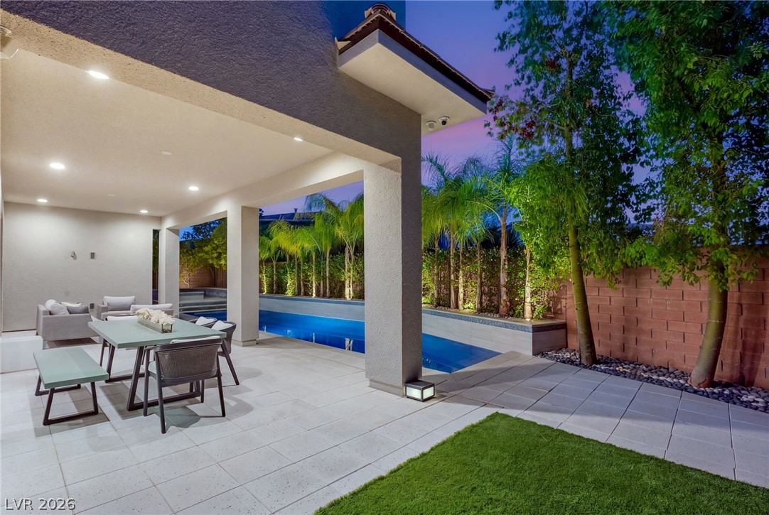 38 Grey Feather Drive Las Vegas NV 89135