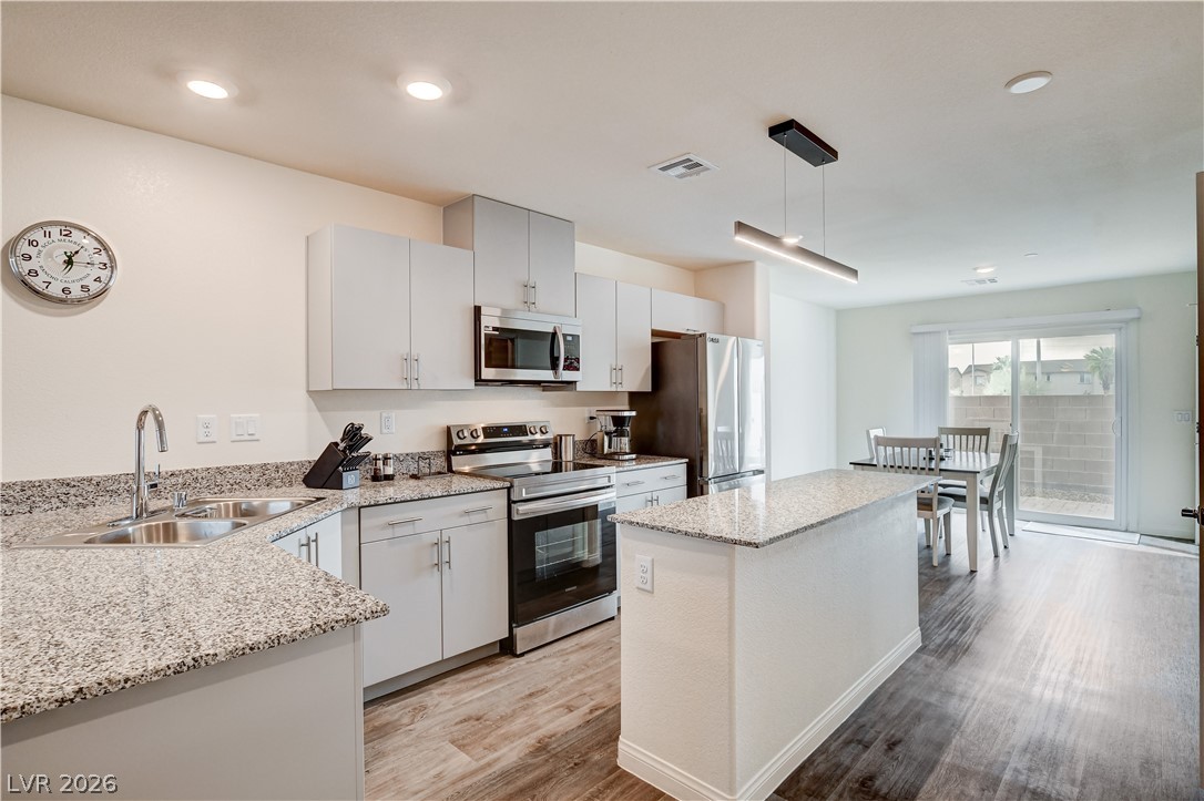 2945 White Selzter Ct Court Las Vegas NV 89122