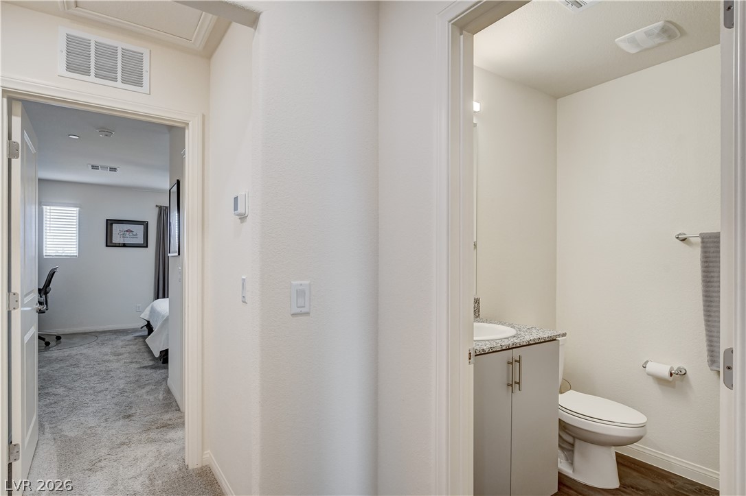 2945 White Selzter Ct Court Las Vegas NV 89122