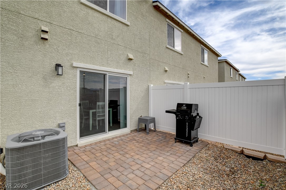 2945 White Selzter Ct Court Las Vegas NV 89122