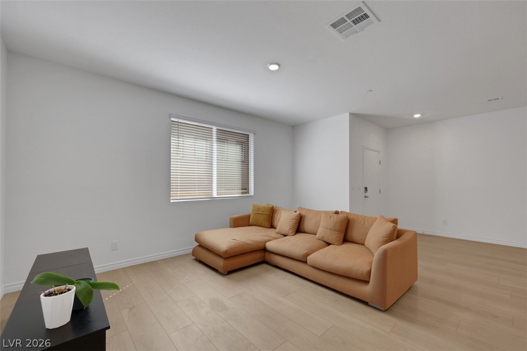 1526 Eva Crossing Place Henderson NV 89002