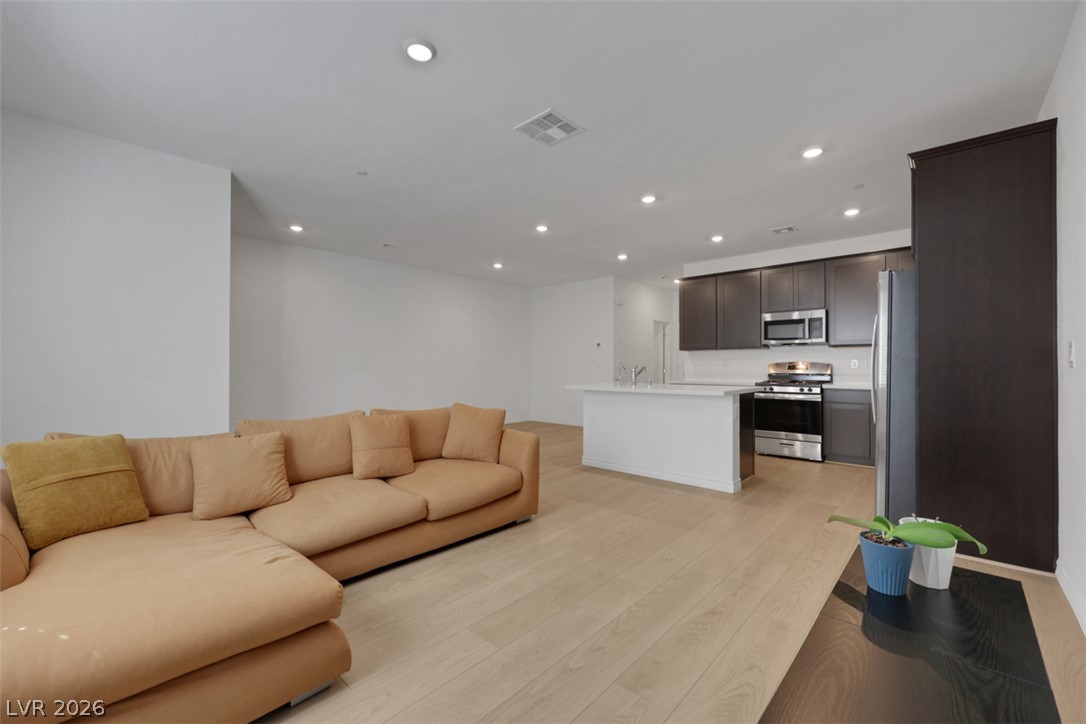 1526 Eva Crossing Place Henderson NV 89002