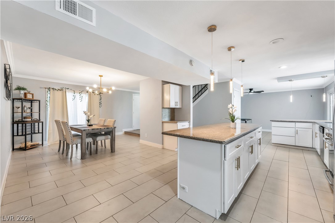 5242 Jane Way Las Vegas NV 89119