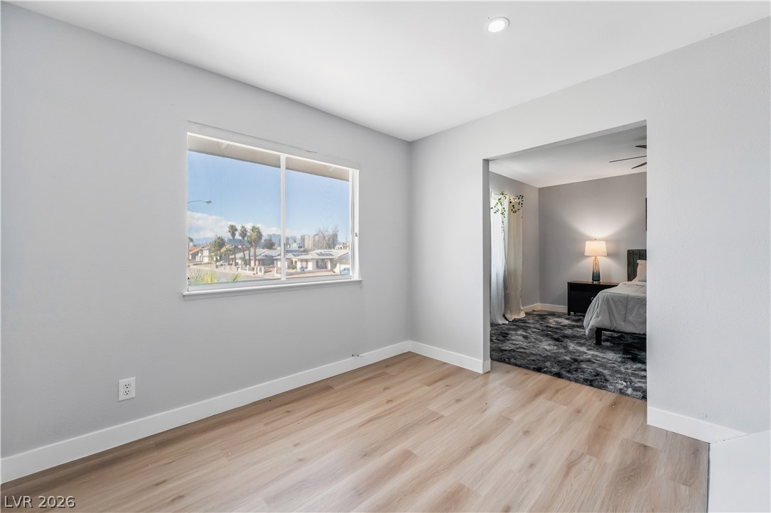 5242 Jane Way Las Vegas NV 89119