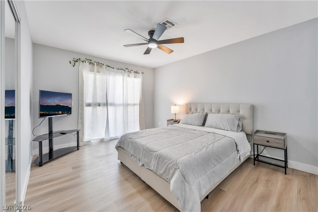 5242 Jane Way Las Vegas NV 89119
