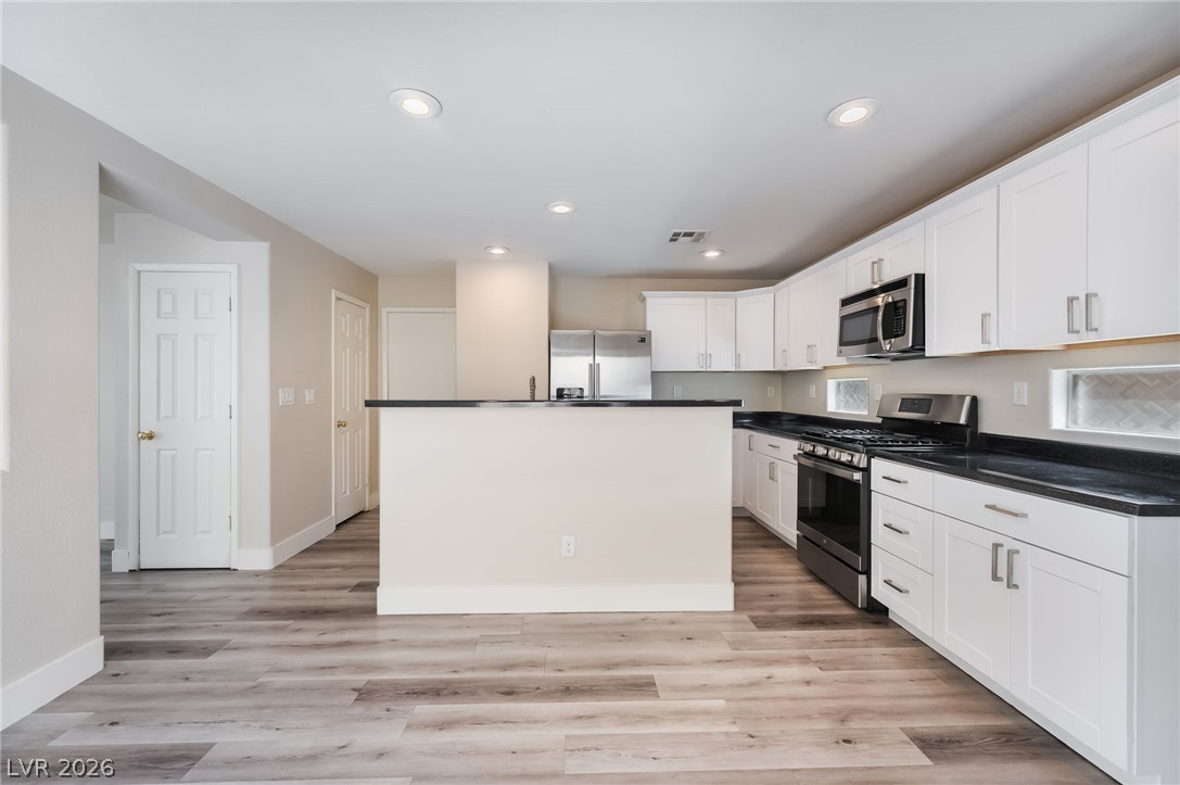 5965 Blackberry Field Avenue Las Vegas NV 89142