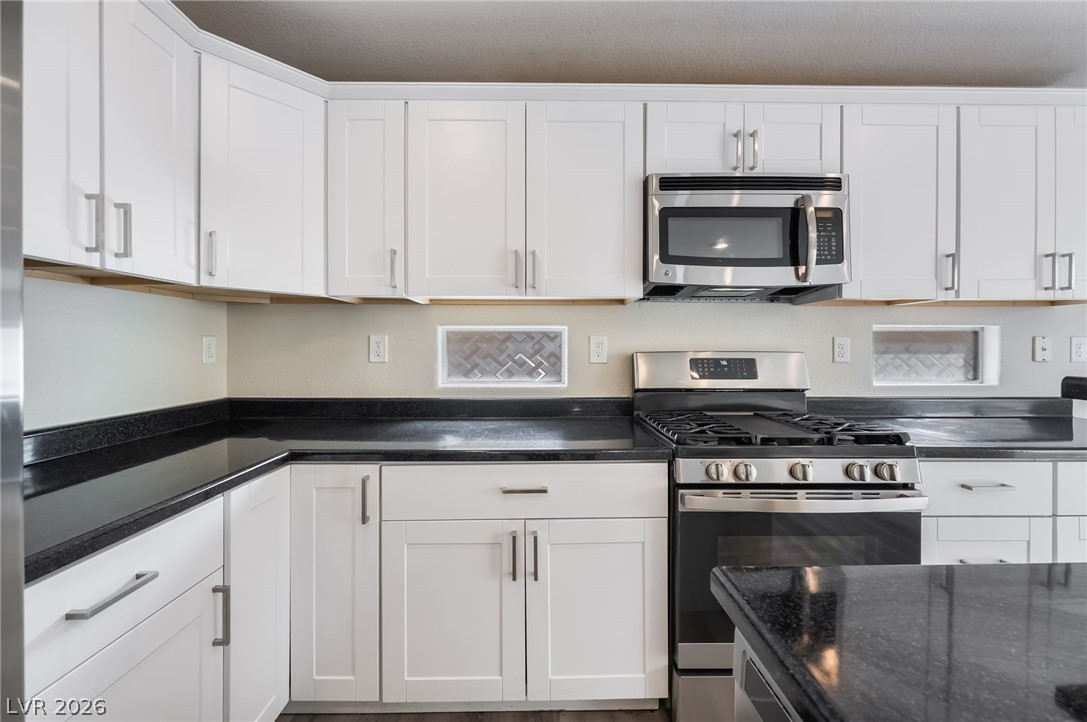 5965 Blackberry Field Avenue Las Vegas NV 89142