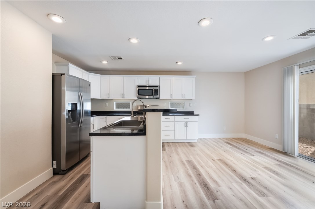 5965 Blackberry Field Avenue Las Vegas NV 89142